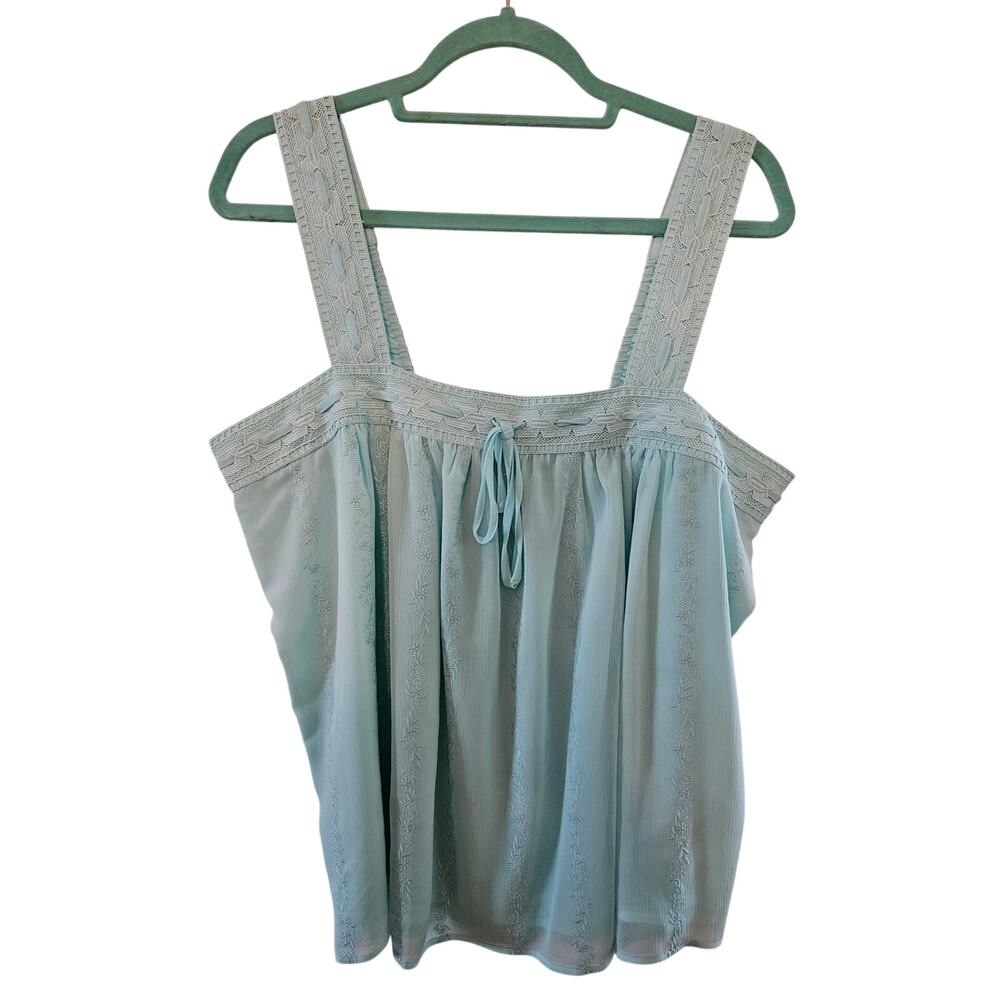 Adorable Halter Top Mint Green Torrid Size 0 (12/L) 19"L Lined 48"Bust B-69